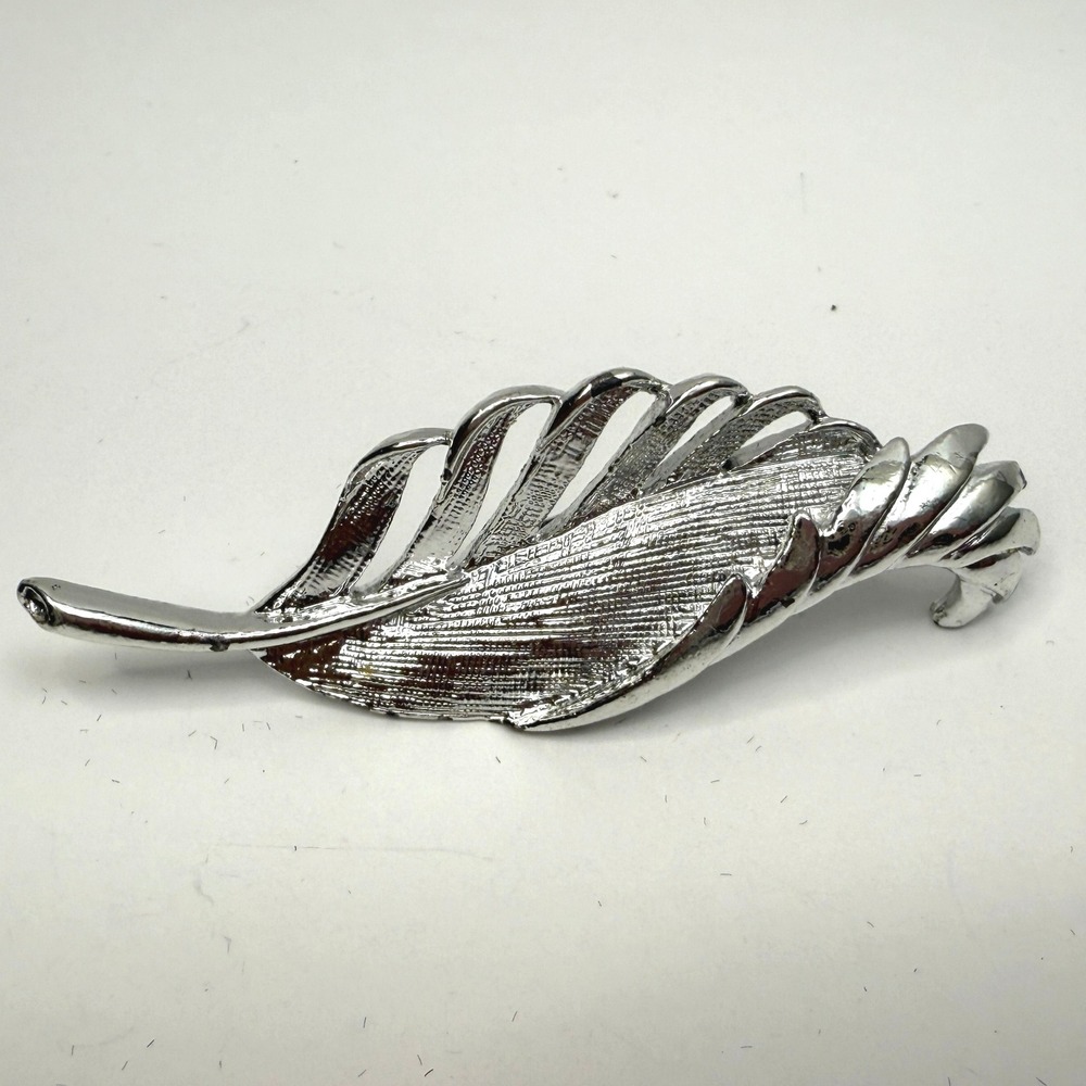 Vintage Gerry's Leaf Brooch Lapel Pin Silver Tone Fashion Jewelry 2.5 in L - Picture 6 of 6